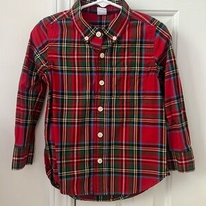 Gap boys long sleeve button down. Red and green tartan. Size 4T.